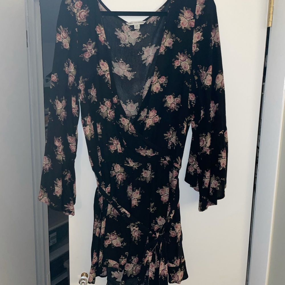 XL American Eagle floral romper